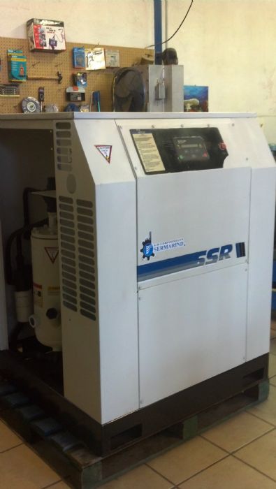 Compresor de tornillo reconstruidoINGERSOLLRAND 40HP